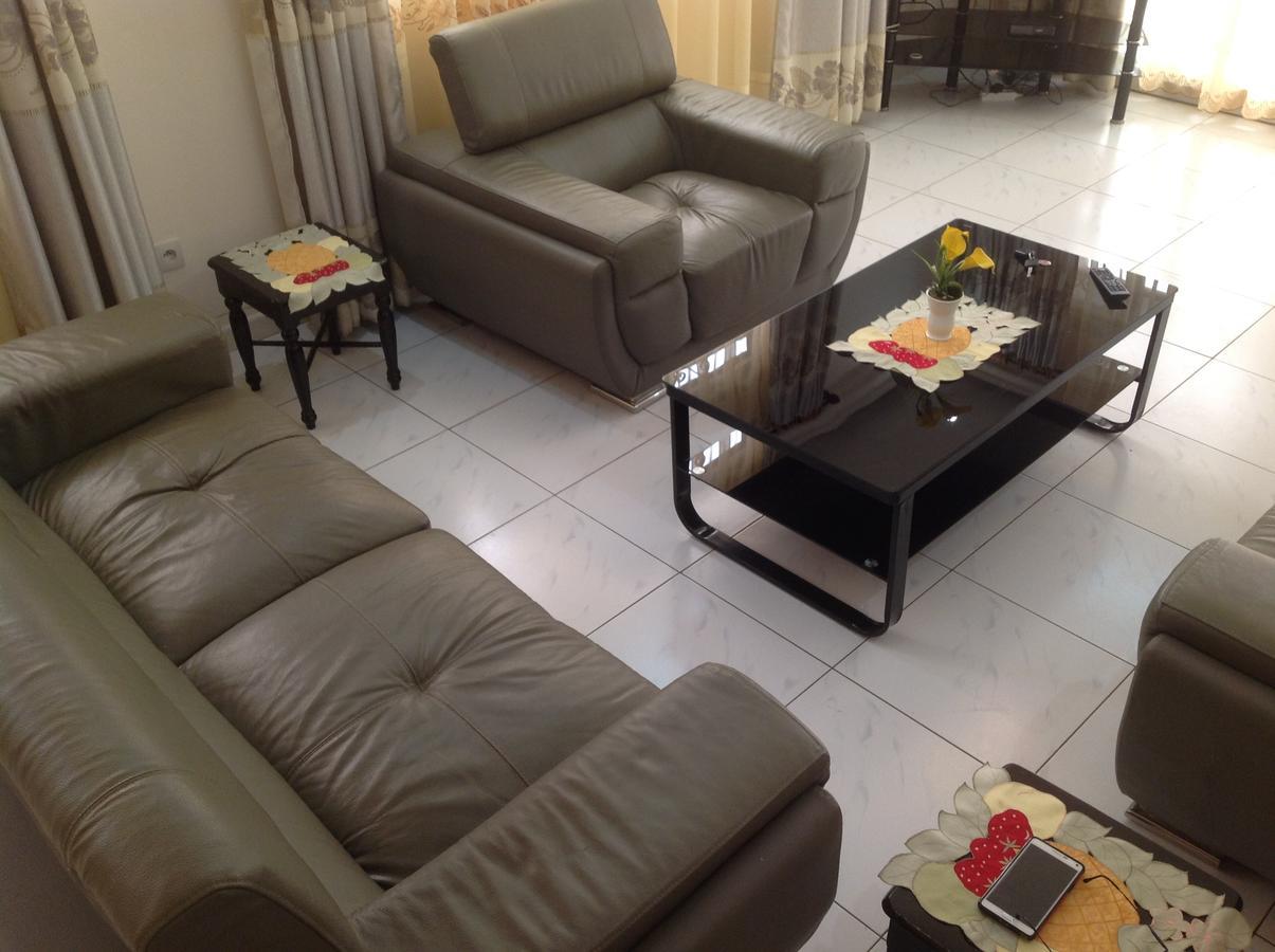 Bastos'Appart Yaoundé Extérieur photo