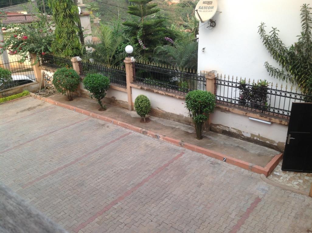 Bastos'Appart Yaoundé Extérieur photo